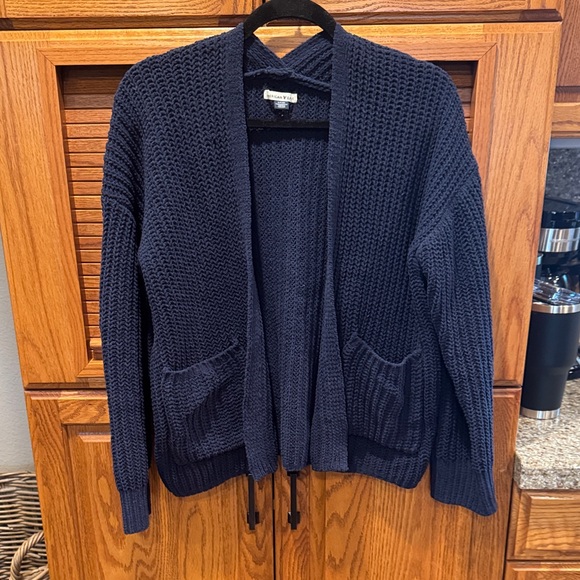 American Eagle Outfitters Sweaters - American Eagle Outfitters Navy Blue Cardigan